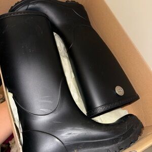 Ugg Rain Boots Sz 5 women